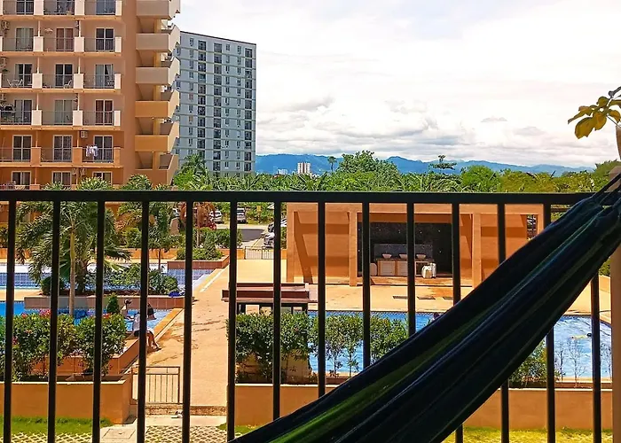 Homey With Olympic-sized Pools * Lapu-Lapu City